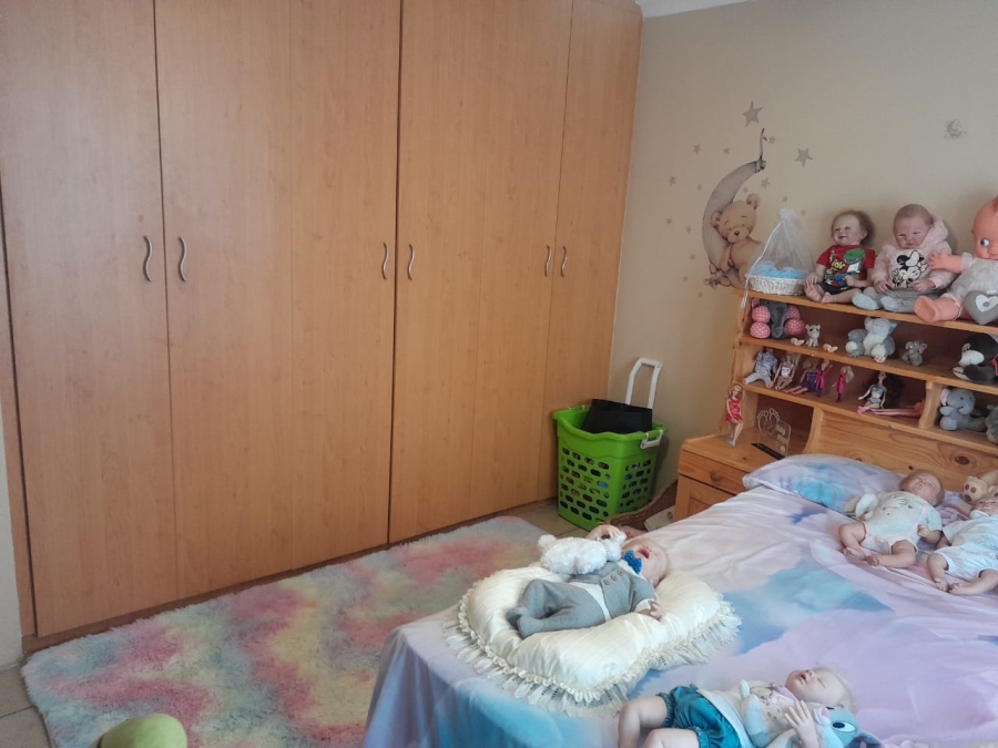 3 Bedroom Property for Sale in Waterval East North West